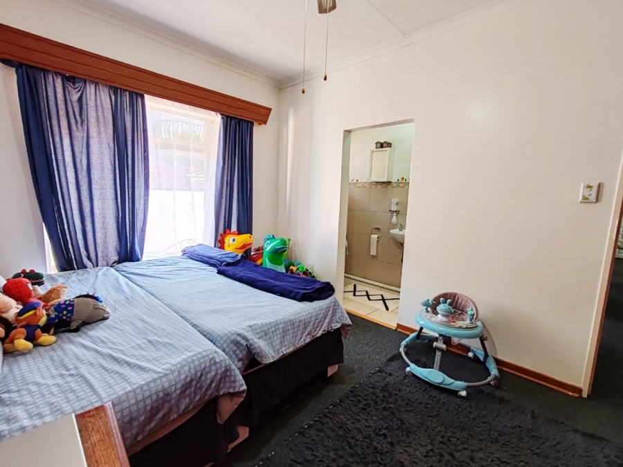 2 Bedroom Property for Sale in Potchefstroom North West